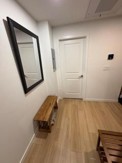 Boho Studio Downtown Rogers Views Heated Parking - 1