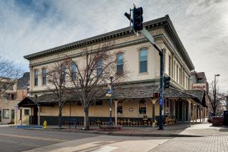 Shop, Dine, Unwind! Couples Retreat in Dtwn Golden - Golden - 7