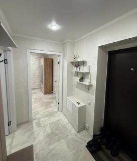 Cozy Apartment near Batyr Mall and Gagarin Park - 3