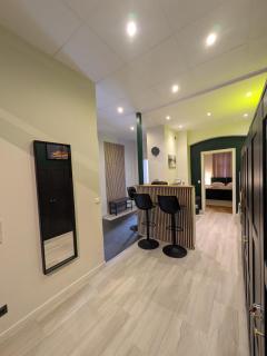 Munich Apartment 110 qm with 3 Bedrooms very cetral location 1 to 10 Guests - 8