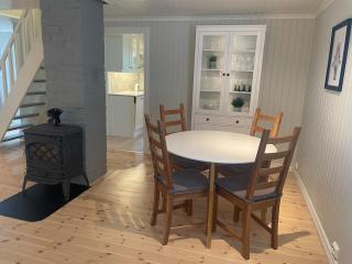 Idyllisk hytte i Ullerøy - 9