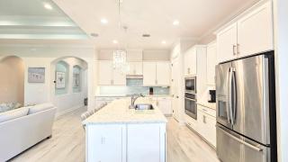 New Custom House! Private, Neat! Walk to the Beach! - 1