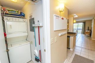 Lovely Oceanside Home w/Outdoor Shower/Free WiFi/Shared Pool/Hot Tub/Tennis/AC - 9