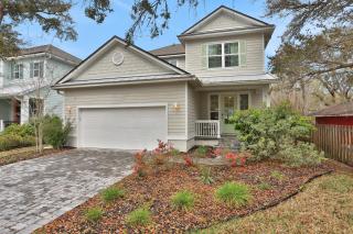 New dog-friendly home near Vilano Beach with private hot tub, grill, W/D, & AC - 8