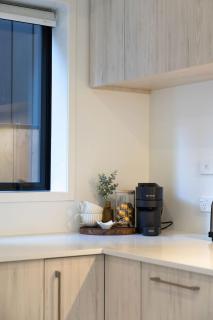 Steps to One New Zealand Stadium & CBD - 2