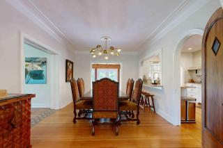 Charming Spanish-Style Home in Davis Shores – Walk to Downtown, Beach & Local Fun! - 5