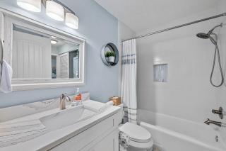 Lovely ocean-view condo with pools, hot tubs, private W/D, & central AC - 6