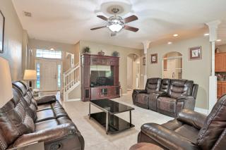 Wonderful coastal home with WiFi, enclosed backyard, screened patio - 7