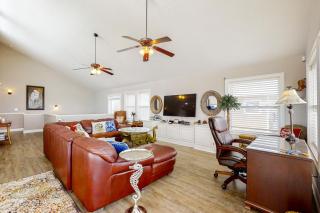 Spacious Beachfront Home w/Deck, Balcony, Central A/C, Washer/Dryer, and WiFi - 6