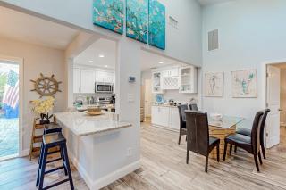 Updated home with great outdoor space - close to the beach - 4