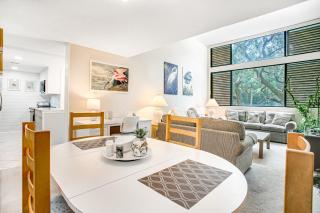 Beautifully updated condo in Amelia Island Plantation with balcony & pool - 2