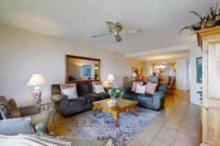 Attractive home steps from ocean with pool, central AC, deck & fast WiFi - 7