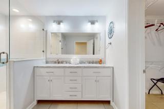 Ocean view 'Atlantic dream' w/pool & spa, wraparound balcony, steps to beach - 5