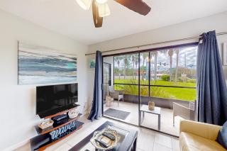 Sun-kissed beach condo with amazing pool, tennis & patio - Steps to the beach! - 7