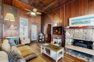 Fabulous oceanfront home with ocean view, WiFi, washer/dryer, & central AC - 6