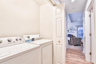 Home with enclosed yard, fire pit, WiFi, W/D, & AC - great location - 3