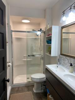 MaxwellHouseAtBirch - 1