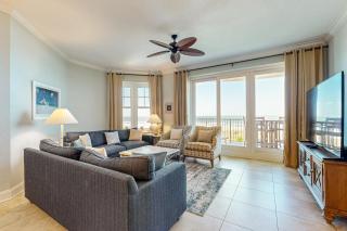 Oceanfront Condo with Great Ocean View, Balcony, Fast WiFi & 2 Shared Pools - 6