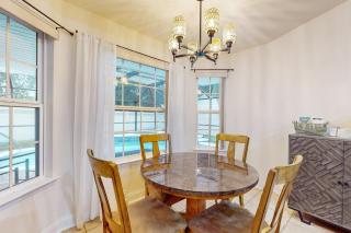 Spacious Home with Private Pool,Spa, Gas Grill and Patio - 1