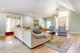 Spacious home with patio, deck, private outdoor pool, & beach access - 9