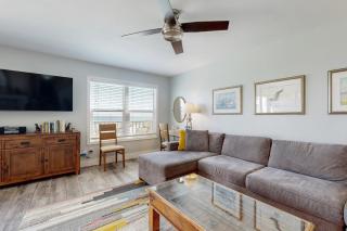 Lovely oceanfront townhouse in Summer Beach Village w/Shared Pool, Central AC - 5