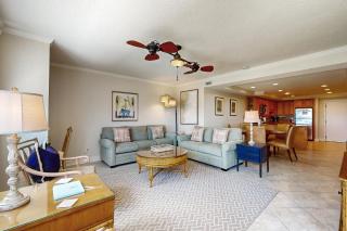 Oceanfront condo with washer/dryer, AC & heated pool - 5