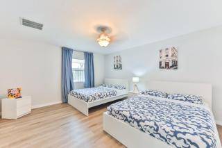 Fort Lauderdale Family Bestseller - 8