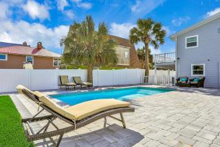 Lower Level 1 Block from 2 Beaches w/Private Pool, High-Speed Wi-Fi - 7