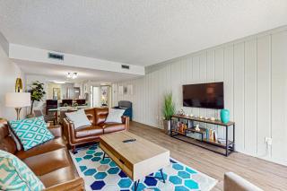 Sun-Kissed Condo in Prime Location w/Shared Pool, Private W/D, Free WiFi, AC - 6