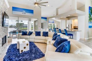 Canalfront Pool & Hot Tub: Home in Cape Coral - 4