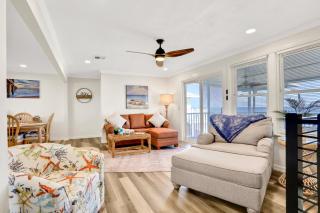 Updated home across from beach with covered balcony, central AC, & washer/dryer - 5