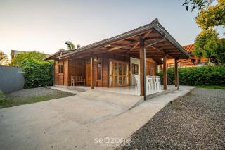 Refugio de Madera cerca Lagoa da Conceição KNU0170 - 6