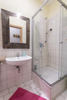 Praktische 2-Zimmer-Wohnung im EG - ideal für Monteure & Kurzaufenthalte - 9