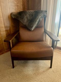 Rustic and Spacious Lakefront Oasis in Nature - 2