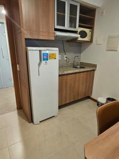 GOLDEN STAY - Flat Saint Moritz - Central, Moderno, Espaçoso, Individual ou Familia - Cama Queen e Sofá Cama Casal - 1