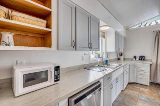 4 Mi to Riverwalk & CSU Pueblo! Home w/ Sunroom - 2