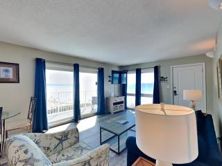 Aqua Villa #401 - 8