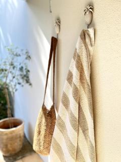 Suntan at Sunshine - 5