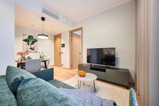 Brand new 2026 - self check-in - balcony - near Hilton - 4