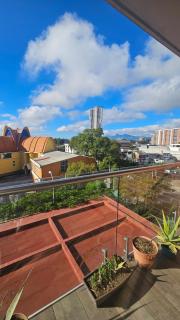 Cómodo Apto Moderno en Aralia - 9