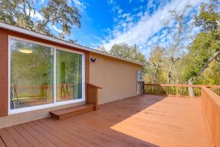 1 Mi to Fanning Springs! Home on Private Acreage - 5