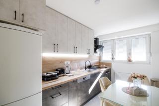 Apartment Fair-Novi Sad na dan - 1