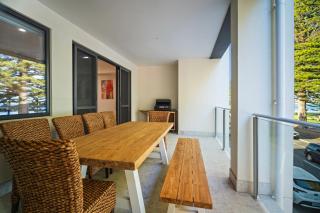 Harborview Modern Apartment 10F - 1