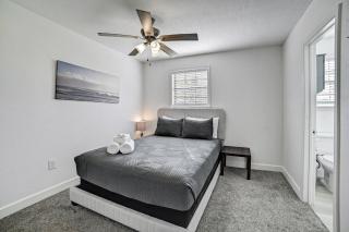 Bayou Bungalow - right in the heart of Galveston! - 0