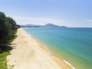 Radisson Blu Resort, Phuket Mai Khao Beach - 3