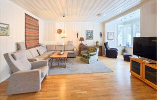 Nice Home In Vråliosen With Wifi - 8