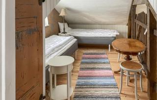 2 Bedroom Lovely Home In Bjurtjärns Socken - 1