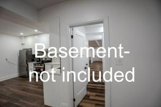 Perfect Group Getaway Large House with Style - 4