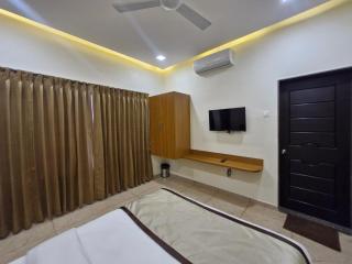 Hotel Veluvan, Kolhapur - 1