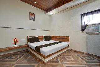 Super Townhouse City Mall Kota Formerly Hotel High Society - 9